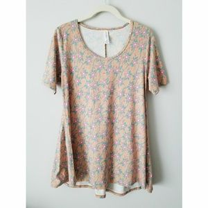 🌵 LuLaRoe | Floral Perfect Tee